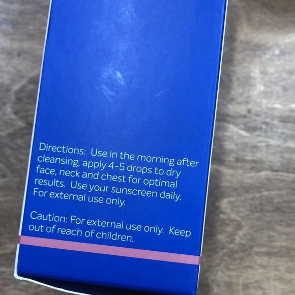 Emc smarter skincare vitamin c glow serum - Picture 10 of 10